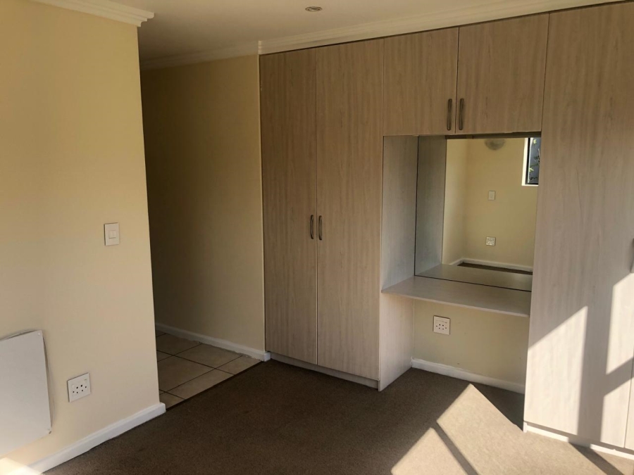 To Let 2 Bedroom Property for Rent in Monte Christo Western Cape